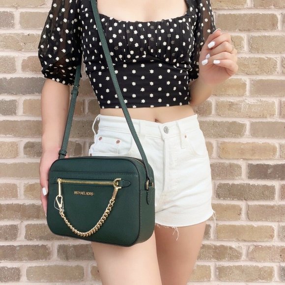 NWT Michael Kors Chain Crossbody💕Gaby’sBags - Picture 2 of 8